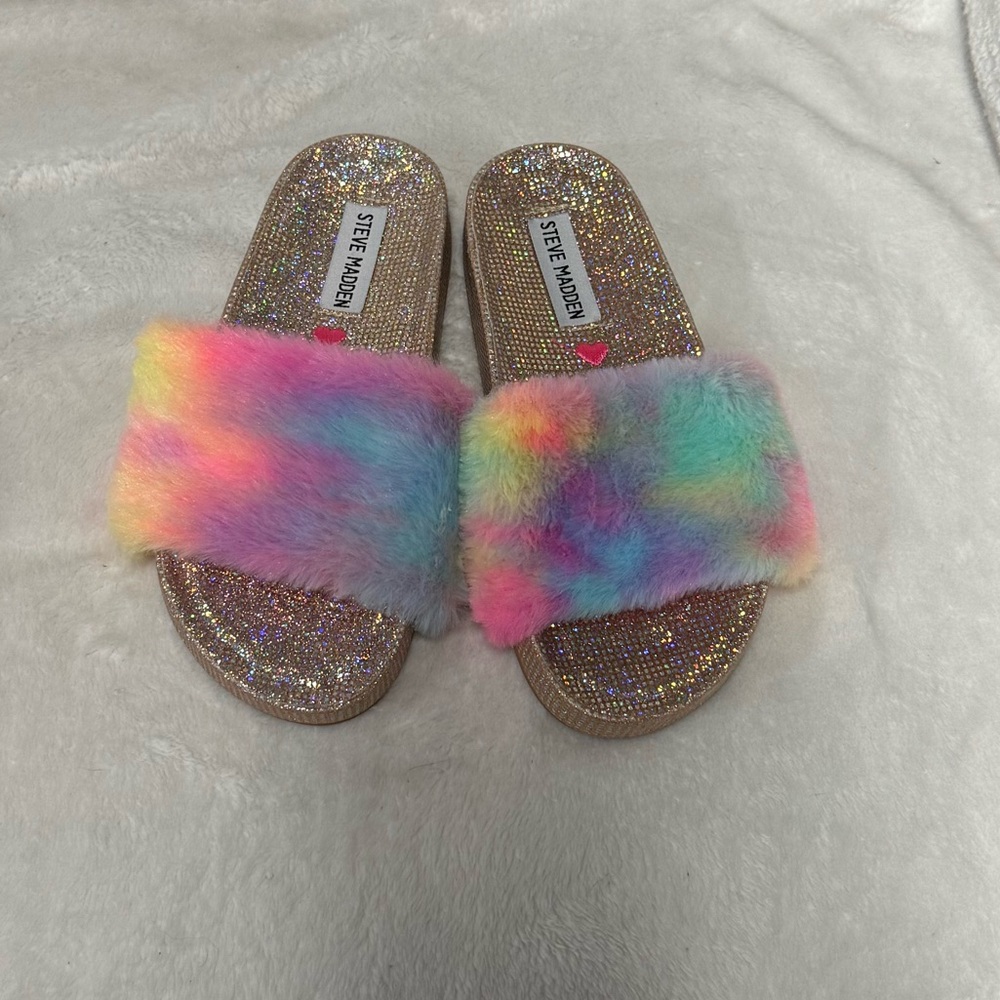 Steve Madden Colorful Furry and Rose Gold Slide Sandals NWOT.
